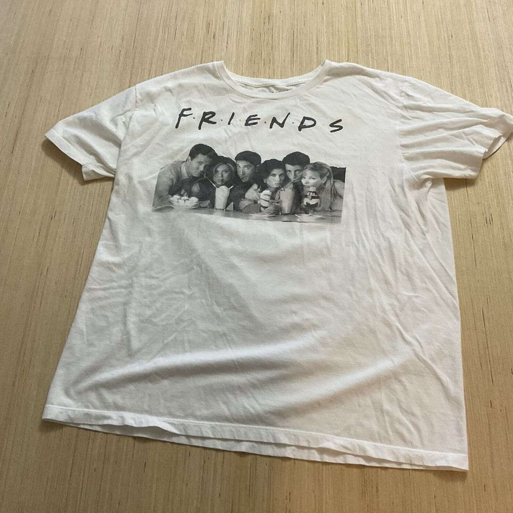 FRIENDS TV SERIES Lunch Break Adult Size 2 (20) White Cotton T-shirt Sitcom